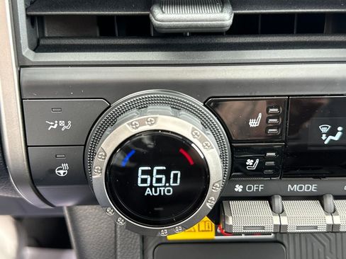 Used 2025 Toyota 4Runner Limited w/ Tow Technology Package image 30