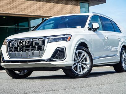 Used 2025 Audi Q7 3.0T Premium Plus