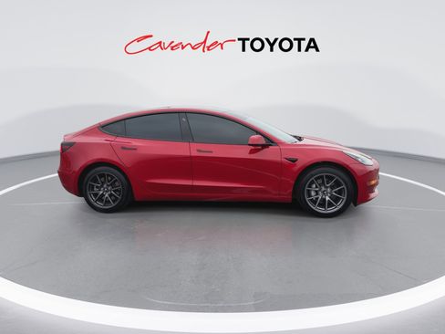 Used 2022 Tesla Model 3 Long Range image 9