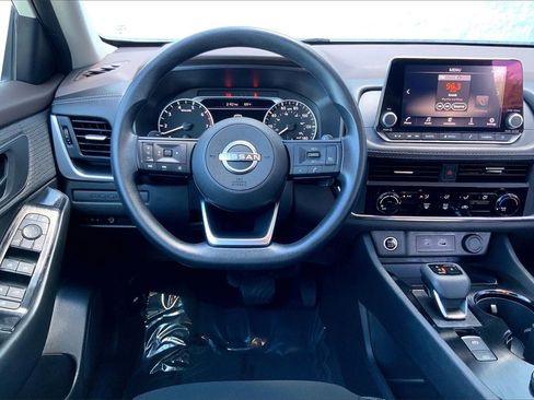 Certified 2023 Nissan Rogue S image 4