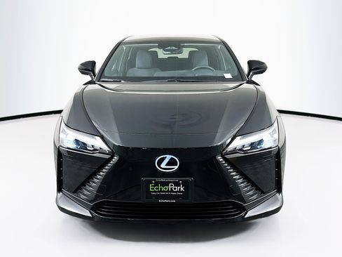 Used 2023 Lexus RZ 450e Premium w/ Accessory Package (2T) image 2