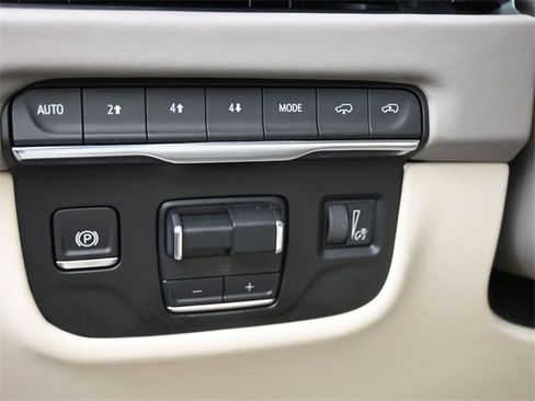 Used 2025 Cadillac Escalade Sport Platinum image 20