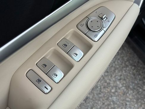 Used 2026 Genesis G70 2.5T image 21