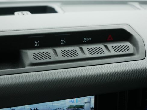 Used 2023 Ford Bronco Black Diamond AWD/4WD image 30