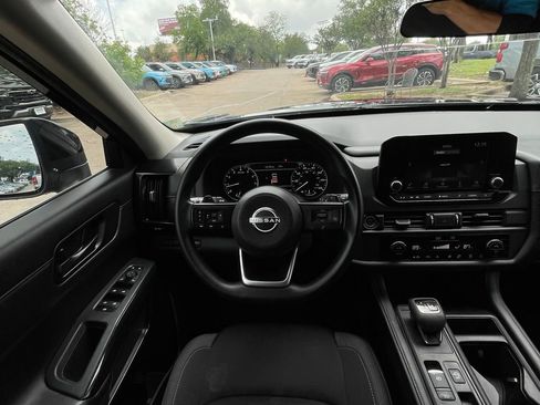Used 2024 Nissan Pathfinder S w/ Cargo Package FWD image 11
