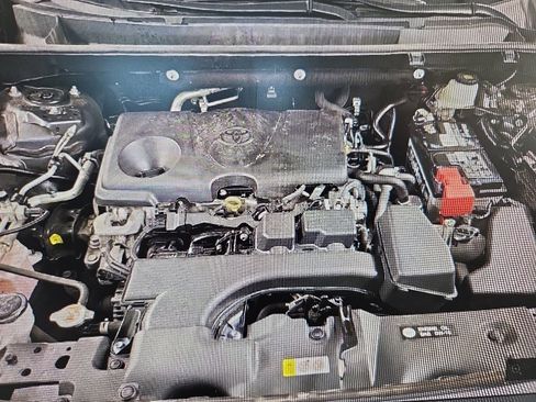 Used 2023 Toyota RAV4 XLE AWD/4WD image 15