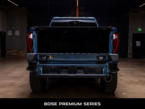 Used 2025 GMC Sierra 2500 Denali Ultimate w/ Max Trailering Package image 9