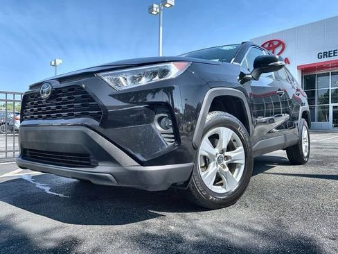 Used 2021 Toyota RAV4 XLE FWD image 4