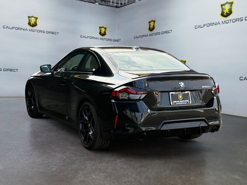 Used 2025 BMW 230i 230i w/ M Sport Package image 3