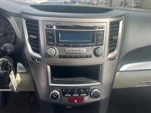 Used 2013 Subaru Outback 2.5i image 15