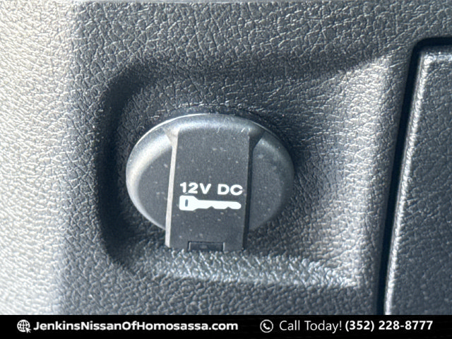 Used 2024 RAM 1500 Classic SLT RWD image 38