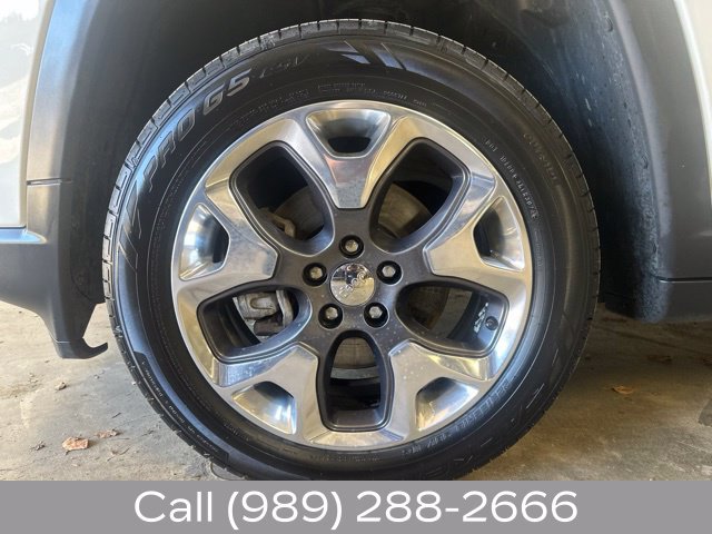 Used 2020 Jeep Compass Limited AWD/4WD image 10