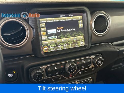 Used 2023 Jeep Wrangler Unlimited Rubicon w/ Steel Bumper Group AWD/4WD image 19