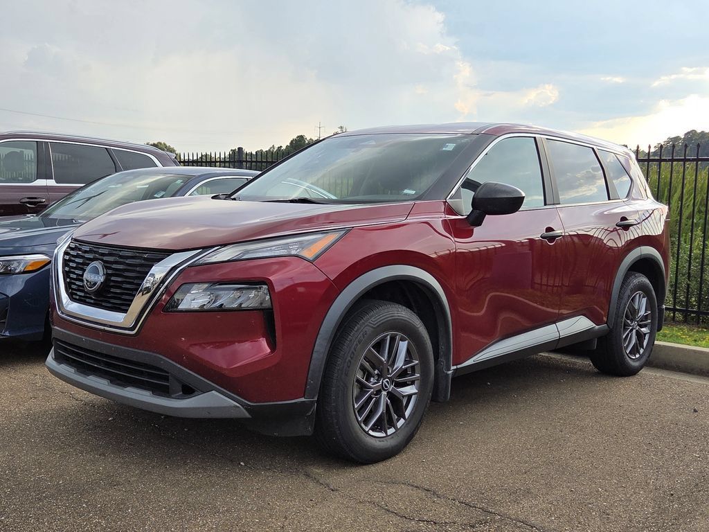 Used 2023 Nissan Rogue S AWD/4WD image 5