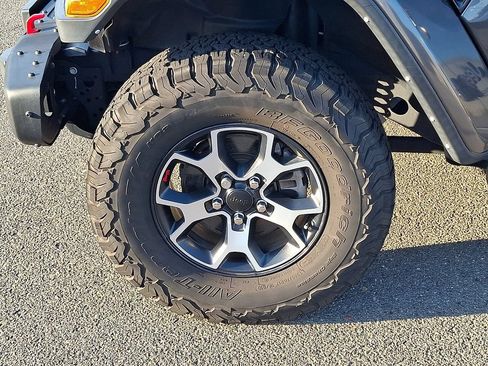 Used 2021 Jeep Wrangler Unlimited Rubicon AWD/4WD image 8