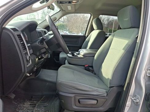 Used 2019 RAM 1500 Express w/ Express Value Package image 15