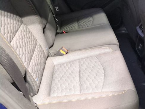 Used 2020 Chevrolet Equinox LT w/ Driver Convenience Package FWD image 27
