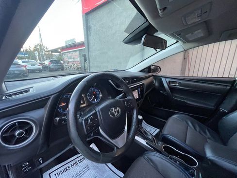 Used 2017 Toyota Corolla SE w/ Carpet Mat Package (TMS) image 10