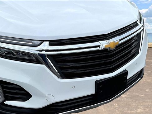 Used 2024 Chevrolet Equinox LT AWD/4WD image 35
