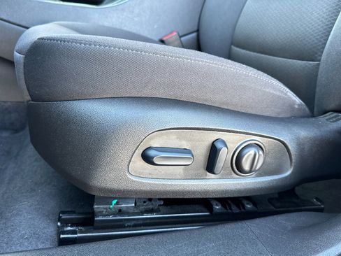 Used 2024 Chevrolet Malibu LT image 13