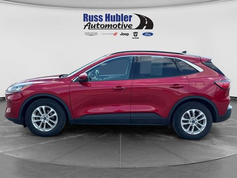 Used 2020 Ford Escape SE FWD image 2