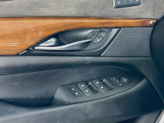 Used 2020 Cadillac Escalade ESV Luxury AWD/4WD image 21