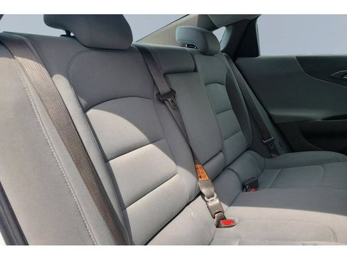 Used 2022 Chevrolet Malibu LT FWD image 17