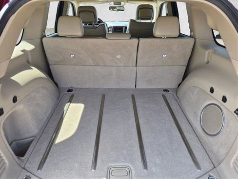Used 2014 Jeep Grand Cherokee Overland AWD/4WD image 18