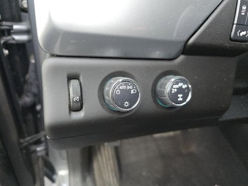 Used 2019 Chevrolet Tahoe LS w/ Enhanced Driver Alert Package image 13