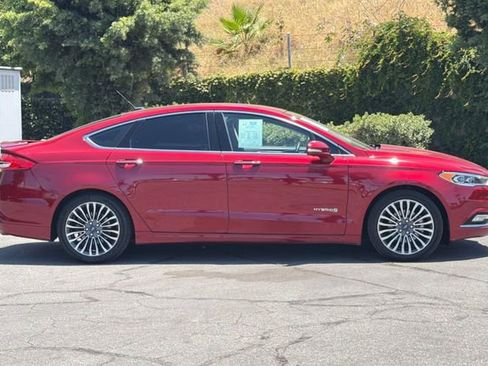 Used 2017 Ford Fusion Titanium FWD image 3