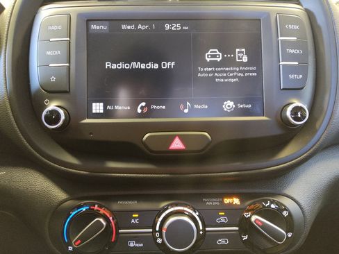 Used 2025 Kia Soul LX FWD image 25