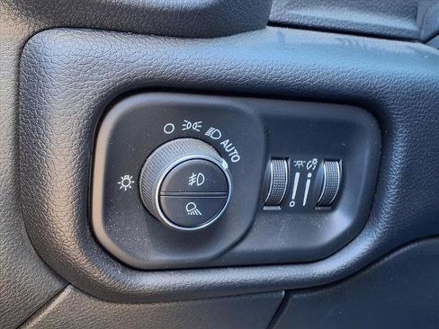 Used 2022 RAM 3500 Laramie image 15