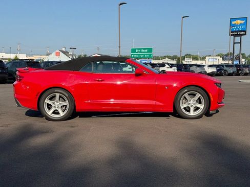 Used 2023 Chevrolet Camaro LT RWD image 6