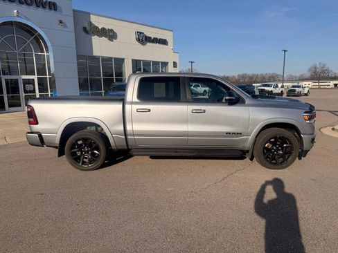 Used 2022 RAM 1500 Laramie AWD/4WD image 2