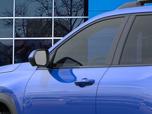 New 2026 Chevrolet Equinox ACTIV AWD/4WD image 12