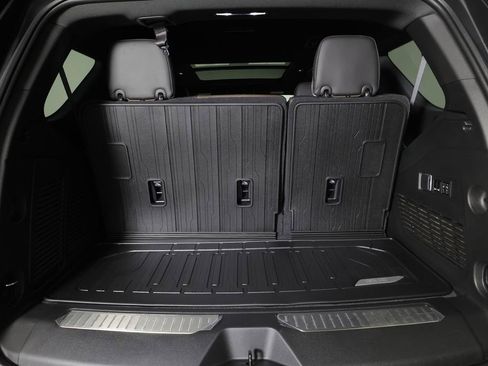 Used 2026 GMC Yukon Denali Ultimate w/ LPO, Floor Liner Package AWD/4WD image 13