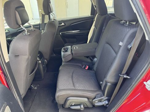 Used 2018 Dodge Journey SE w/ Connectivity Group image 14