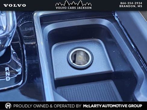 New 2026 Volvo XC60 B5 Plus w/ Protection Package Premier AWD/4WD image 22