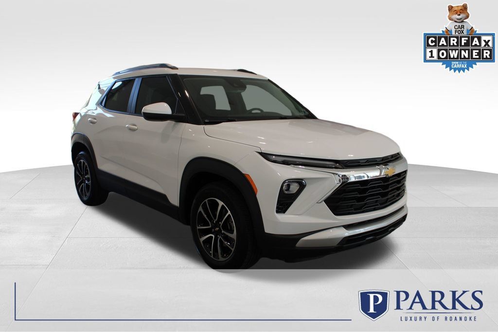 Used 2025 Chevrolet TrailBlazer LT w/ Convenience Package FWD image 1