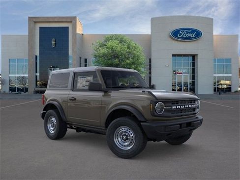 New 2025 Ford Bronco 2-Door image 7