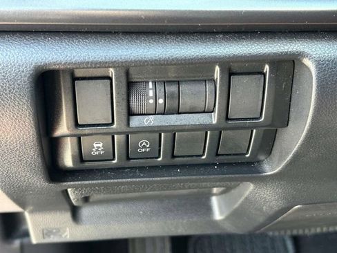 Used 2023 Subaru Crosstrek 2.0i Premium w/ Special Edition AWD/4WD image 14