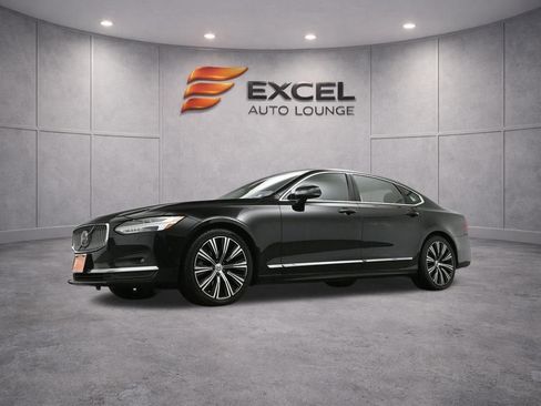 Used 2023 Volvo S90 B6 Plus image 34