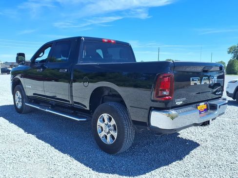 Used 2026 RAM 2500 Big Horn AWD/4WD image 10