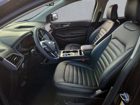 Certified 2022 Ford Edge SEL w/ Convenience Package image 11