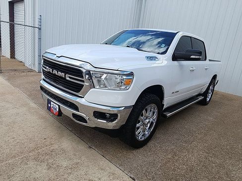Used 2022 RAM 1500 Big Horn AWD/4WD image 4