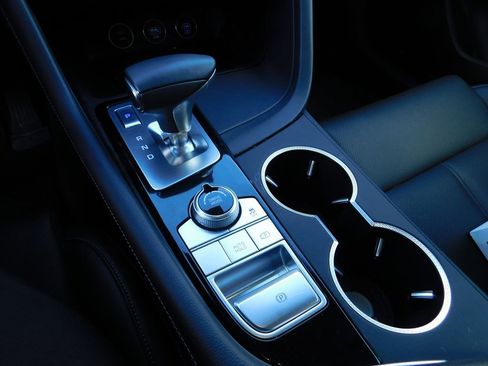 Used 2026 Genesis G70 2.5T image 22