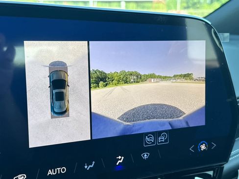 New 2025 Chevrolet Blazer EV LT AWD/4WD image 21