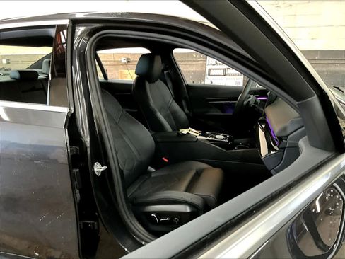 Used 2026 BMW 530i w/ Premium Package RWD image 10