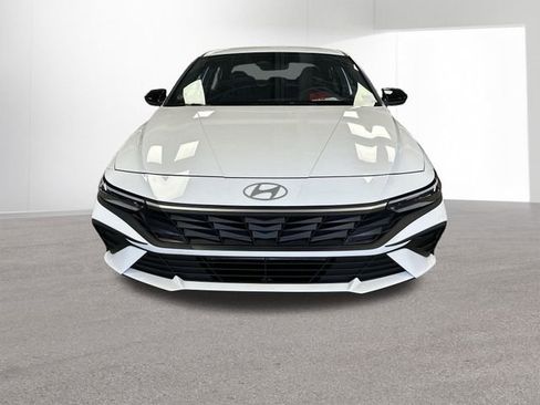 New 2026 Hyundai Elantra Sport FWD image 17