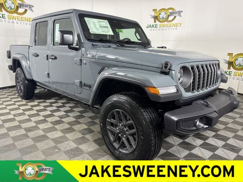 New 2026 Jeep Gladiator Sport image 1